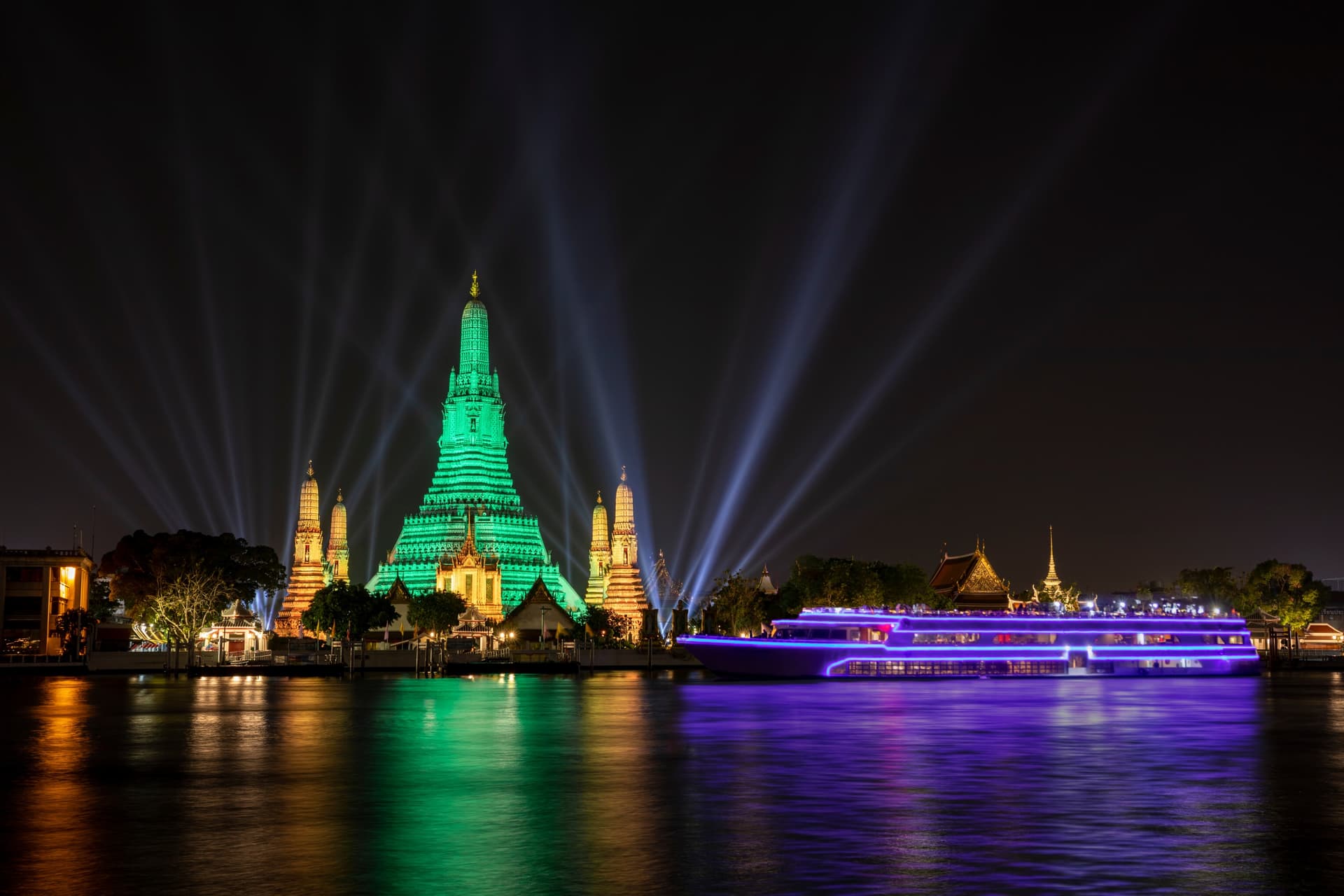 Cena crucero en el Chao Phraya