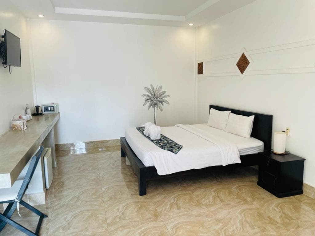 Economy room