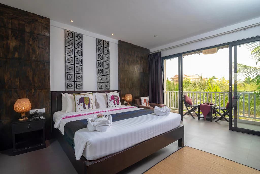 Deluxe with Balcony
